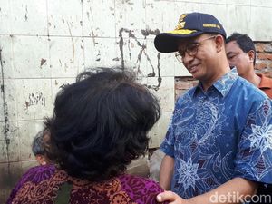 Anies Cerita Masjid di Tamansari yang Tak Terbakar
