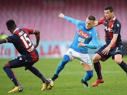 Kalahkan Bologna, Napoli Kembali Kuasai Klasemen