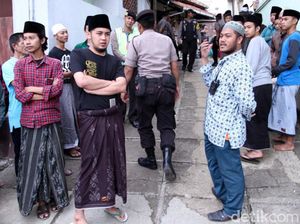 Penganiayaan Kiai Basri dan Empat Masalah Utama Umat Hari Ini