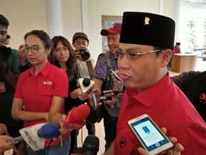 PDIP Minta Mendagri Pertimbangkan Ulang Polisi Jadi Pj Gubernur PDIP Minta Mendagri Pertimbangkan Ulang Polisi Jadi Pj Gubernur