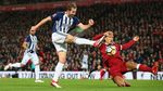 Foto: Liverpool Tertunduk Lesu di Anfield