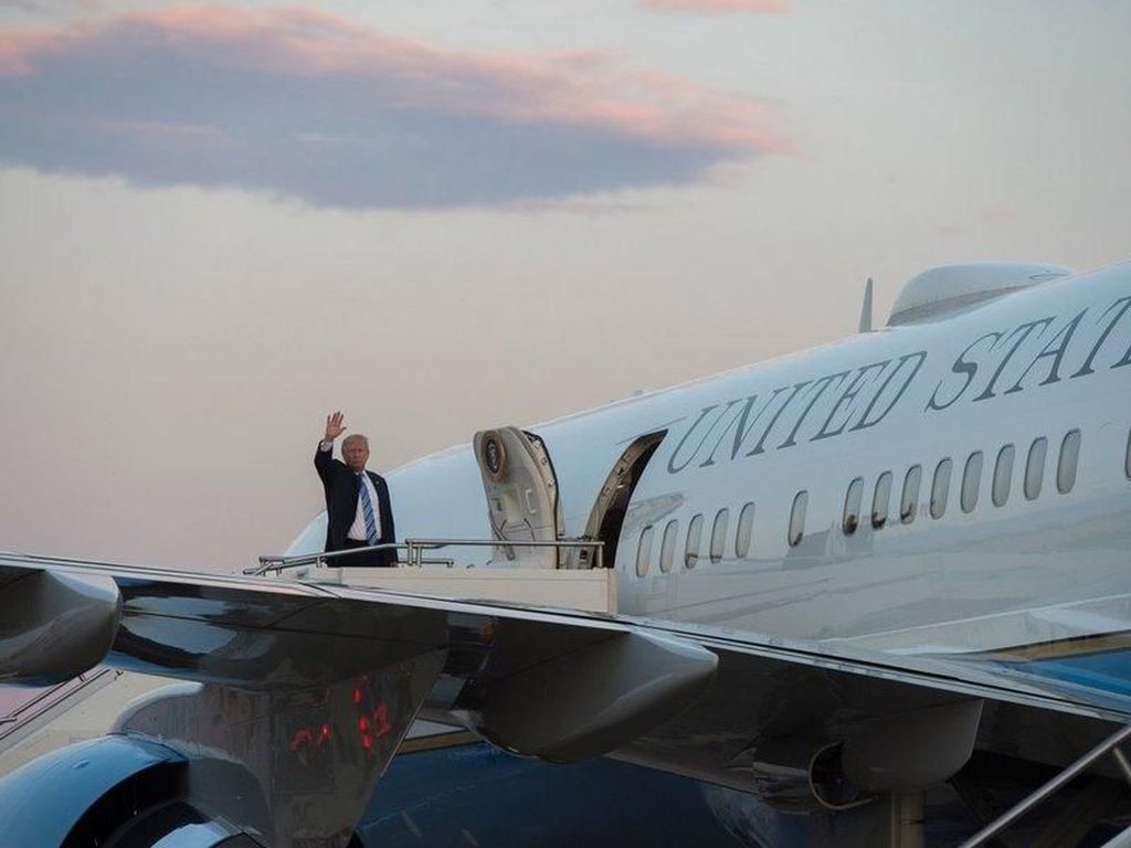 Wah, Pesawat Air Force One Butuh Kulkas Baru Seharga Rp 319 Miliar! Wah, Pesawat Air Force One Butuh Kulkas Baru Seharga Rp 319 Miliar!