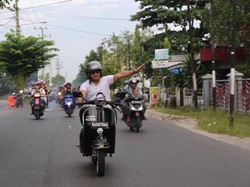 Bersama Gubernur Kalteng, Cak Imin Ramaikan Jalan Sehat Relawan