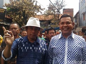 Temui Korban Kebakaran Tamansari, Lulung: Saya Prihatin