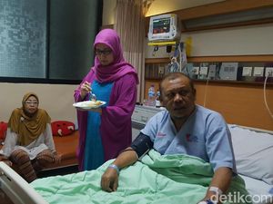 Kondisi Membaik, Eggi Sudjana Masih Harus Dirawat 5 Hari Ke depan