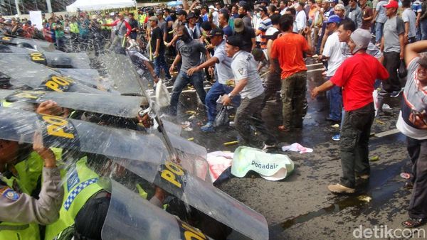 Jelang Pilkada, Polisi Gelar Simulasi Penanggulangan Tindakan Anarkis