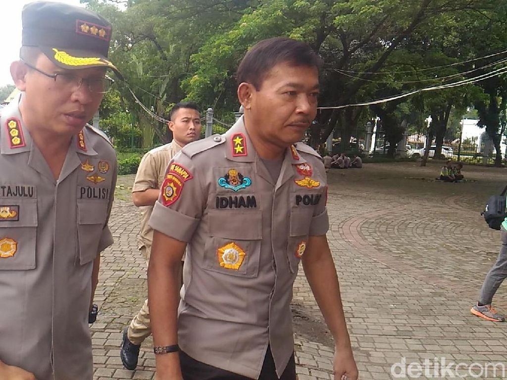 Jelang Demo Driver Taksi Online, Kapolda Metro Datang ke Monas Jelang Demo Driver Taksi Online, Kapolda Metro Datang ke Monas