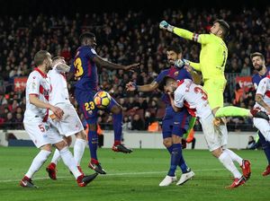 Soal Handball Umtiti, Valverde: Kontroversi Kadang Menguntungkan Soal Handball Umtiti, Valverde: Kontroversi Kadang Menguntungkan