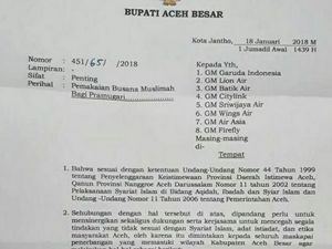 Bupati Wajibkan Pramugari yang Layani Rute Aceh untuk Berjilbab Bupati Wajibkan Pramugari yang Layani Rute Aceh untuk Berjilbab