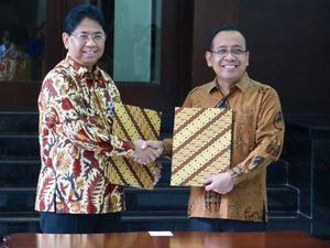 Mensesneg Serahkan Arsip Kepresidenan ke ANRI dari RIS hingga GNB