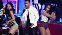 Lady Gaga Bak Bidadari hingga Wanita Seksi di Despacito