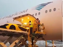 Viral McLaren Dibawa Naik Garuda, Ini Faktanya