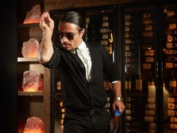 Di NYC, Gaya Menabur Garam Salt Bae Dikritik Terkait Kebersihan