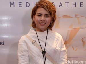 Blak-blakan Evelyn Nada Anjani yang Sudah Tak Nafsu Lagi pada Cewek