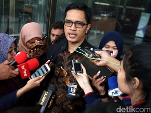 KPK Duga OTT Bupati Buton Selatan Terkait Pendanaan Politik KPK Duga OTT Bupati Buton Selatan Terkait Pendanaan Politik