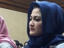 Cerita Deisti Sarapan Bareng Novanto Sebelum Sidang Tuntutan