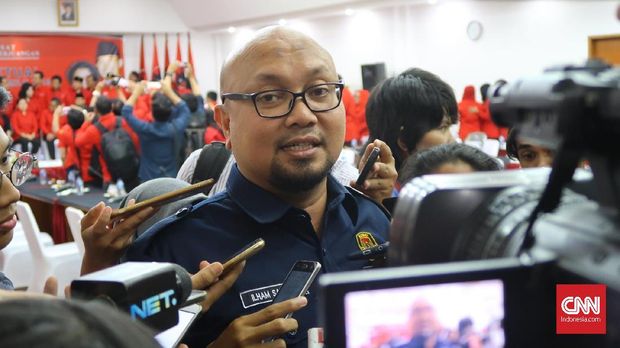 Komisioner KPU Ilham Saputra.