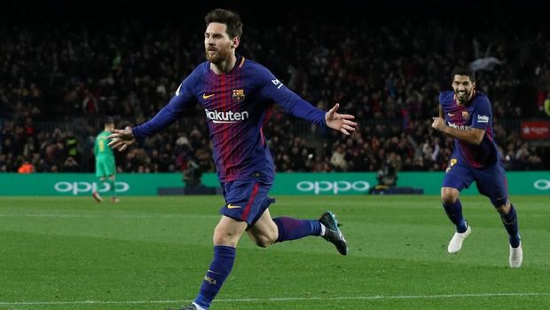 Gaji bintang Barcelona, Lionel Messi, masih berada di atas pendapatan Cristiano Ronaldo di Real Madrid.