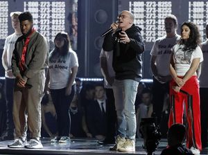 Bersama Alessia Cara dan Khalid, Logic Terus Berusaha Cegah Bunuh Diri