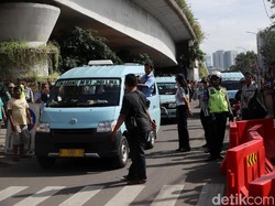 Soal Demo Sopir Angkot, F-Golkar DKI: Kembalikan Jalan Pada Fungsinya