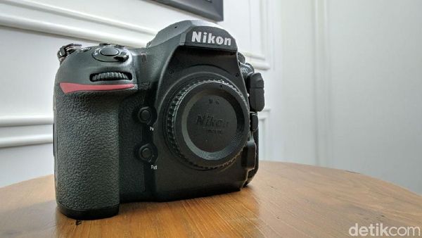 Penampakan Kamera DSLR Baru Nikon Seharga Rp 51 Juta