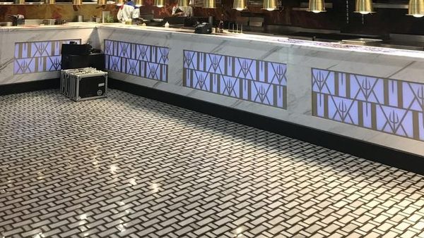 Begini Suasana dan Makanan di Restoran Hells Kitchen Milik Gordon Ramsay