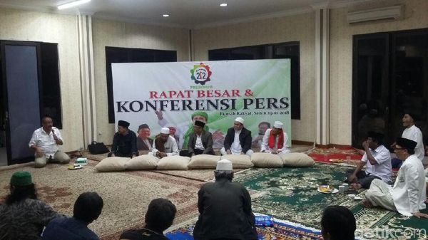 Foto: Presidium Alumni 212 Tak Akui Persaudaraan Alumni 212