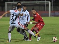 Sengit, Bali United Kalahkan Persija 3-2