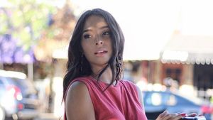 Potret Jessica Caban, Pacar dan Sumber Inspirasi Bruno Mars