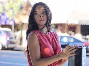 Potret Jessica Caban, Pacar dan Sumber Inspirasi Bruno Mars Potret Jessica Caban, Pacar dan Sumber Inspirasi Bruno Mars