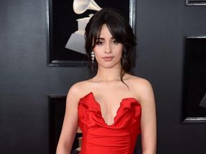Camila Cabello Beri Dukungan untuk Imigran di Panggung Grammy 2018