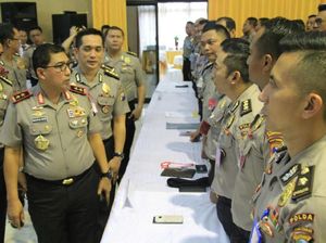 Kapolda Jatim Pesan Panitia Penerimaan Anggota Polri Harus BETAH