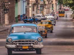 Punya Sistem Kesehatan Bagus, Kuba Juga Dikenal dengan Surganya Mobil Klasik