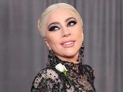 Prestasi Lady Gaga Ditandingi Lewandowski, Kok Bisa?