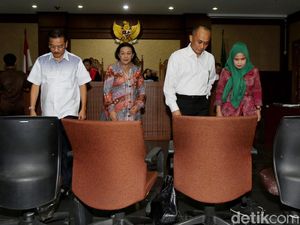 Gamawan Fauzi: DPR yang Usulkan Proyek e-KTP Pakai APBN