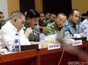 Rapat Bareng Panglima, Komisi I Singgung Penyanderaan WNI Rapat Bareng Panglima, Komisi I Singgung Penyanderaan WNI
