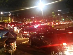 Aksi Demo di Depan Kemenhub Selesai, Massa Aliando Bubar