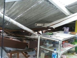 Atap Kantin SMKN 3 Tangerang Roboh, 5 Siswa Luka Ringan