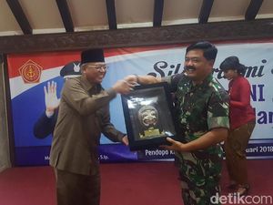 Mampir Pendopo Pemkab Malang, Panglima TNI Kenang Masa Kecil