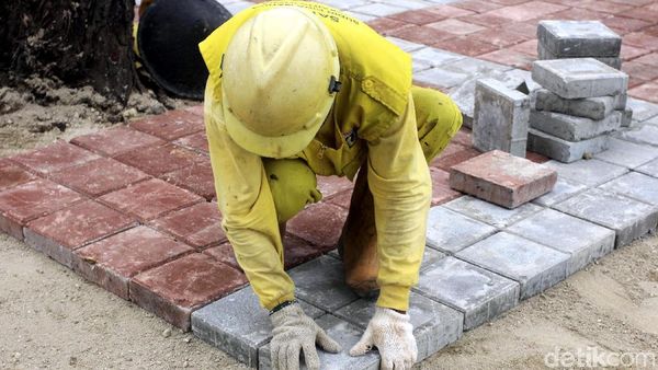 Sambut Festival Danau Sunter, Trotoar Ini Dipercantik
