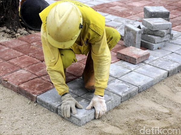 Sambut Festival Danau Sunter, Trotoar Ini Dipercantik