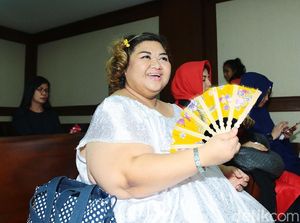 Pretty Asmara Ceria di Rutan Pondok Bambu Pretty Asmara Ceria di Rutan Pondok Bambu
