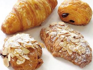 Ini 5 Tempat Makan Croissant Enak di Paris, Nomor 1 Juga Ada di Indonesia! Ini 5 Tempat Makan Croissant Enak di Paris, Nomor 1 Juga Ada di Indonesia!