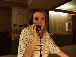Sinopsis Film Unsane, Teror Psikologis dan Trauma Masa Lalu