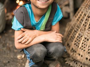 Potret Kesederhanaan Anak-anak Nepal yang Penuh Kebahagiaan