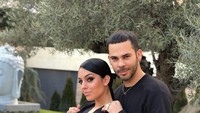 Georgina pertama kali bertemu Ronaldo pada even Dolce and Gabanna di Madrid. Saat itu Ronaldo tengah berada di ruang VIP (Instagram @georginagio)