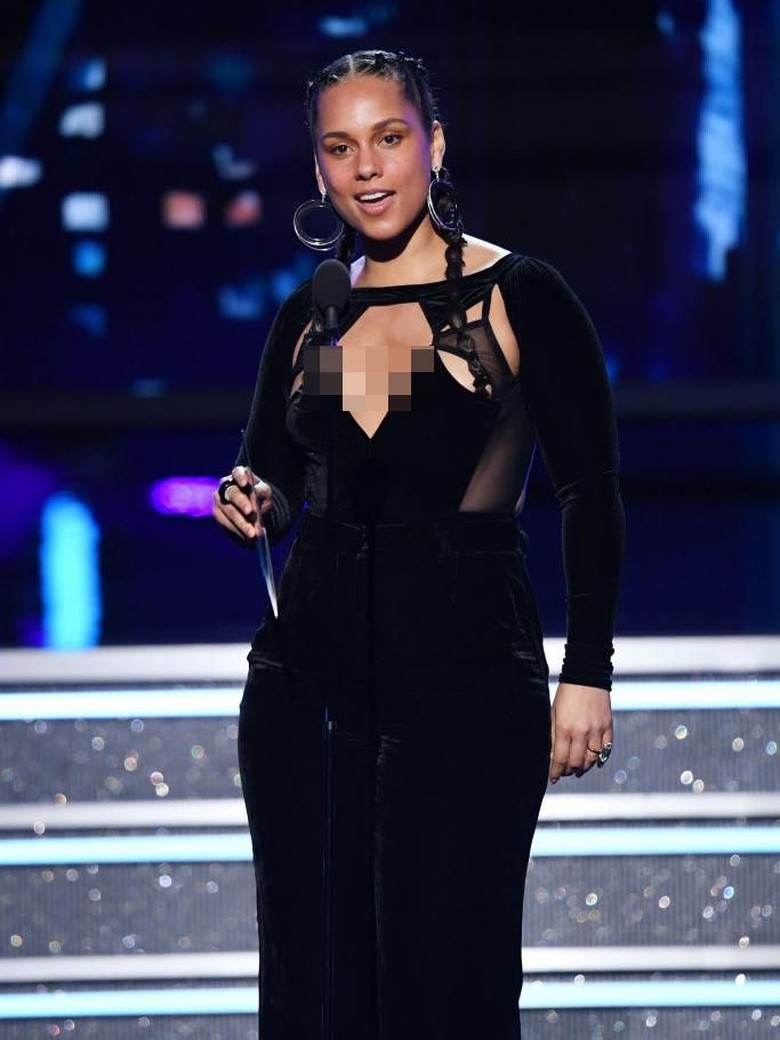 Hore! Bahagianya Alicia Keys Dipilih Makara Host Grammy Awards 2019