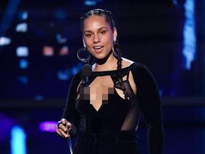 Hore! Bahagianya Alicia Keys Dipilih Jadi Host Grammy Awards 2019 Hore! Bahagianya Alicia Keys Dipilih Jadi Host Grammy Awards 2019