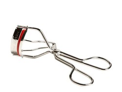 5 Jepitan Bulu Mata Brand Lokal, Harga Terjangkau Tapi Maksimal Melentikkan