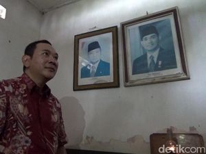 Tommy Soeharto Kunjungi Kamar Tidur Presiden Soeharto di Banyuwangi